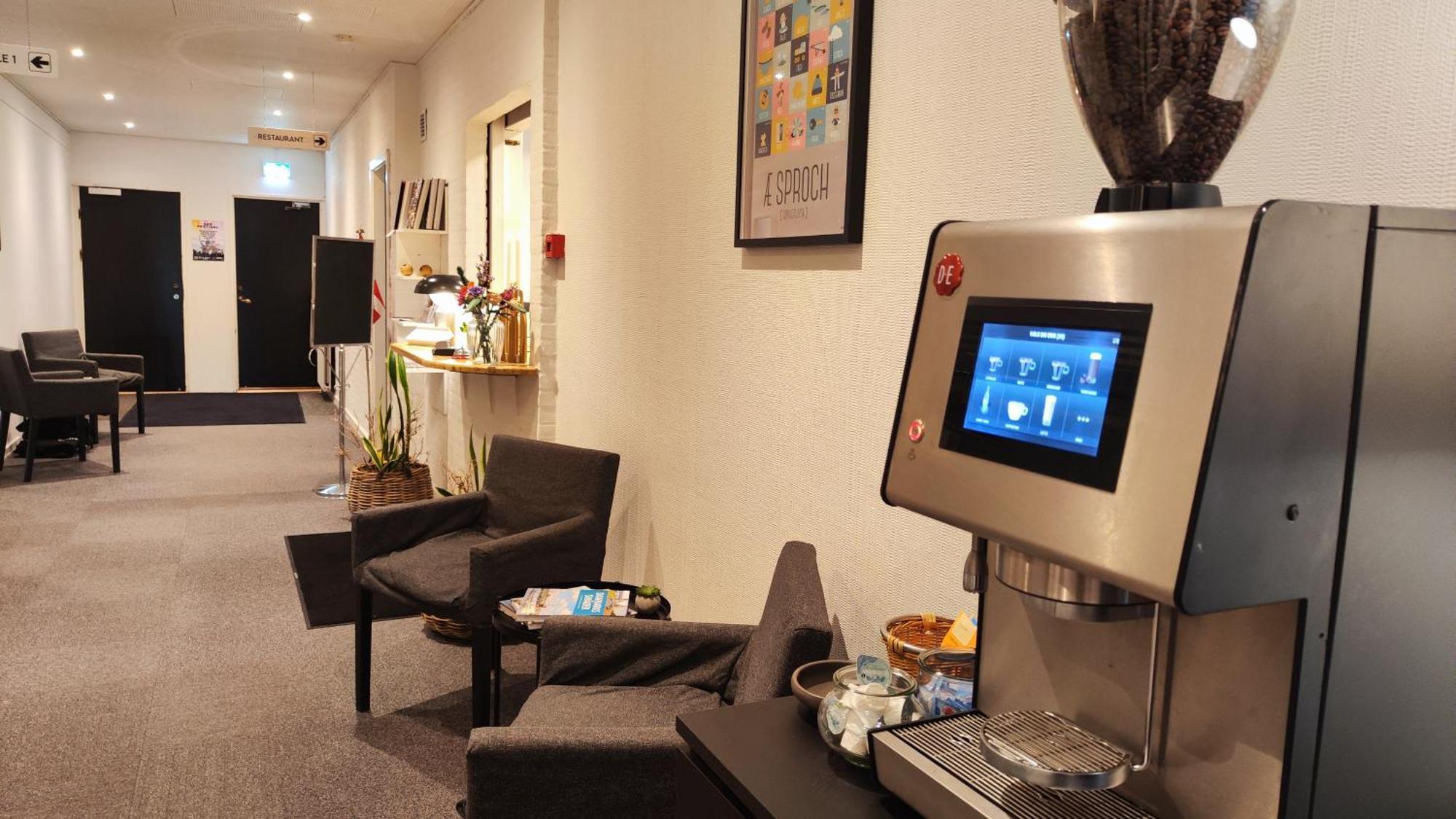 Banegaardshotellet Vojens Экстерьер фото